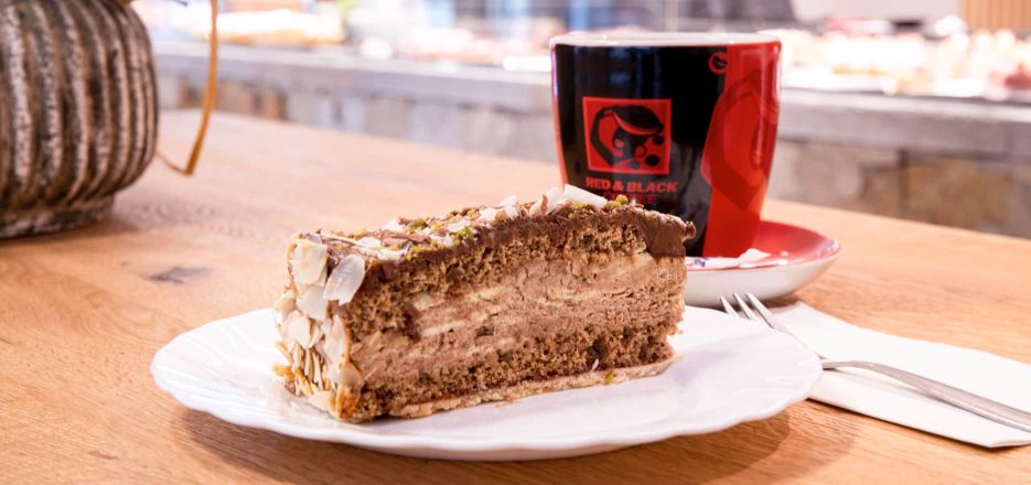 Sailer Frühstück serviert