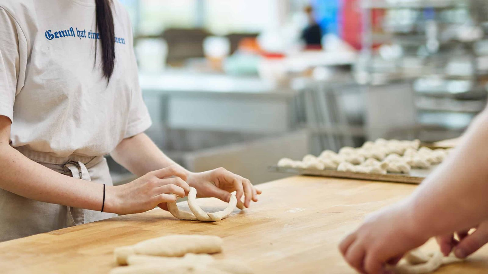 Sailer Team flechtet Zöpfe in Backstube